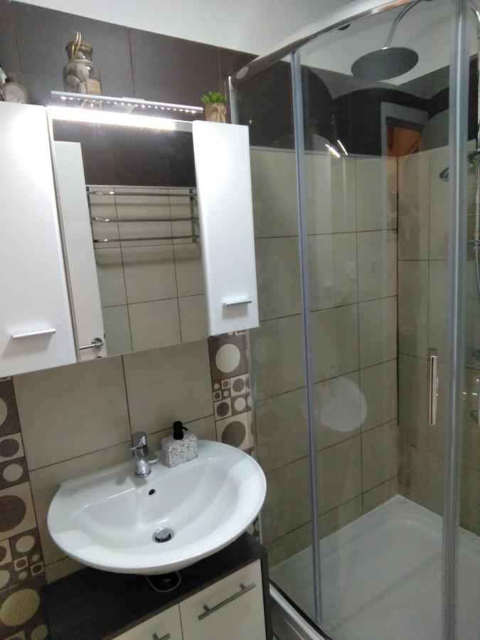 מאלינסקה Nikka Apartments מראה חיצוני תמונה